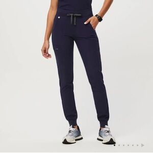 Figs Women’s Zamora Navy Joggers Size Medium